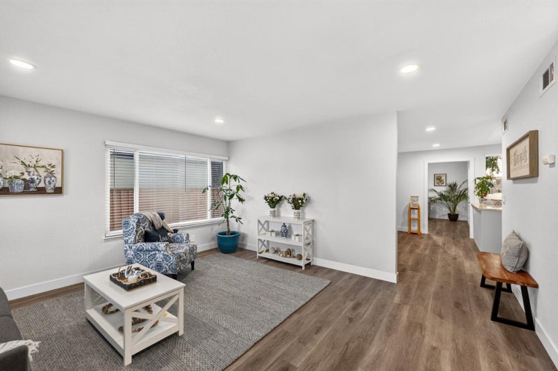 283 Vineyard Drive