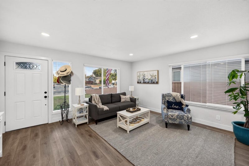 283 Vineyard Drive