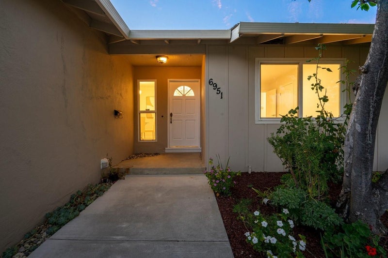 6951 Blue Hill Drive