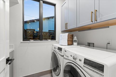 Tiny photo for 1127 Laurie Avenue, SAN JOSE, CA 95125 (MLS # ML82043334)