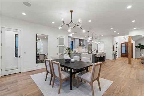 Tiny photo for 1127 Laurie Avenue, SAN JOSE, CA 95125 (MLS # ML82043334)