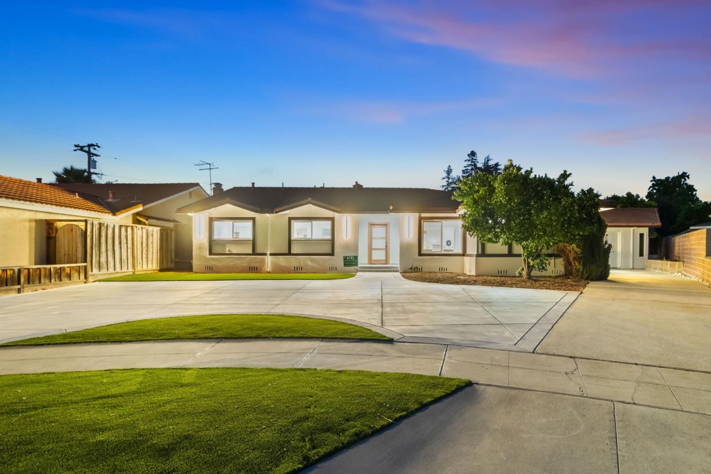 3370 Elgin Lane