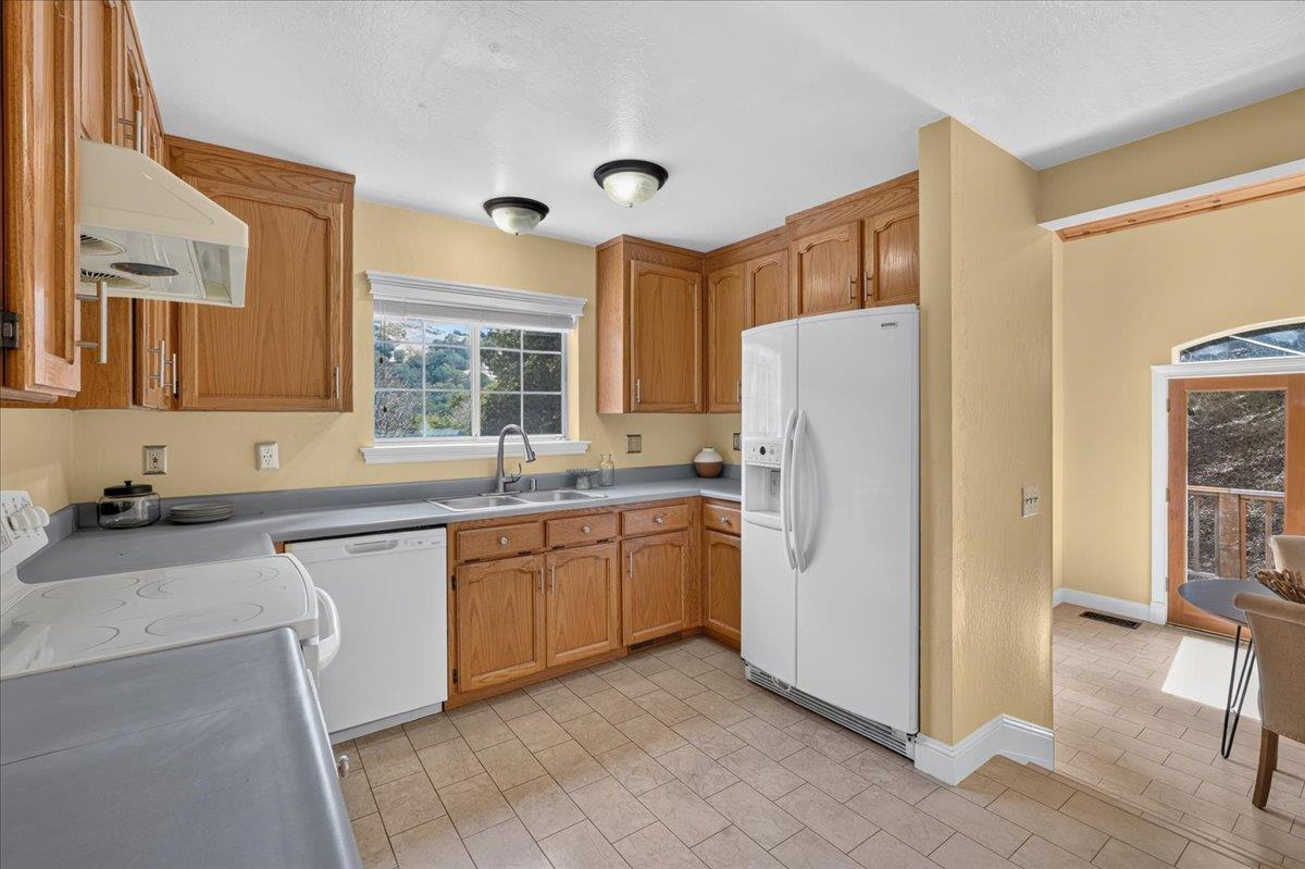 2885 Ross Drive