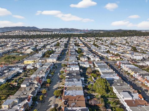 Tiny photo for 1758 27th Avenue, SAN FRANCISCO, CA 94122 (MLS # ML82028920)