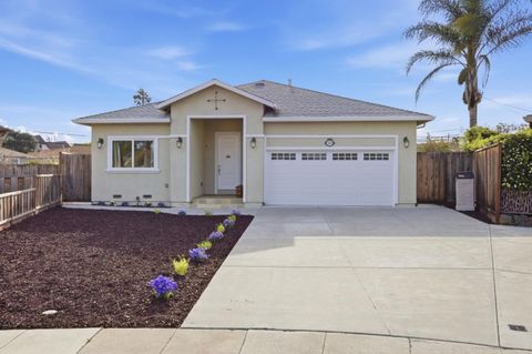 Tiny photo for 224 Eureka Court, SUNNYVALE, CA 94085 (MLS # ML82039086)