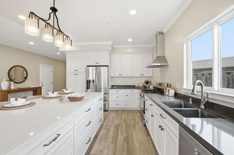 Tiny photo for 224 Eureka Court, SUNNYVALE, CA 94085 (MLS # ML82039086)