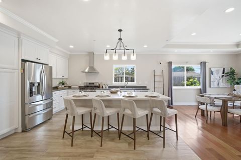 Tiny photo for 224 Eureka Court, SUNNYVALE, CA 94085 (MLS # ML82039086)