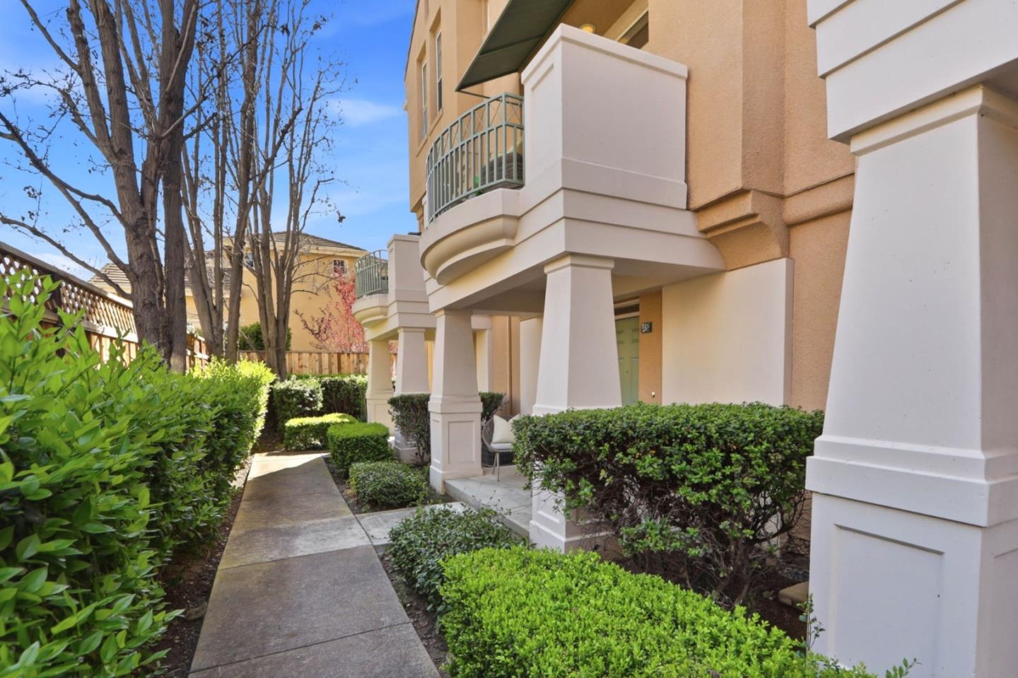 141 Huntington Court