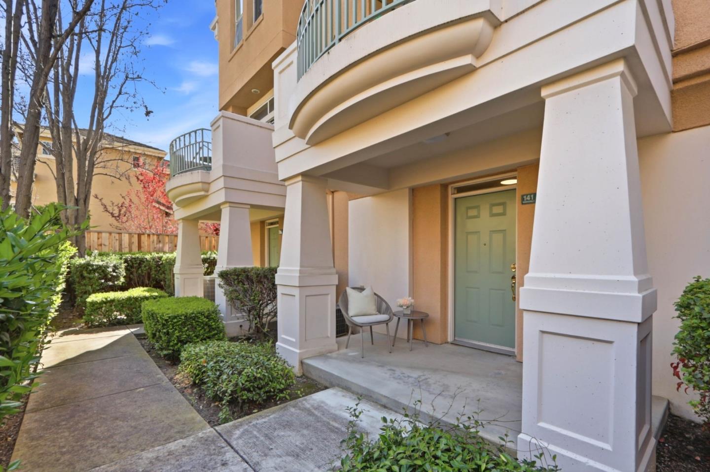 141 Huntington Court