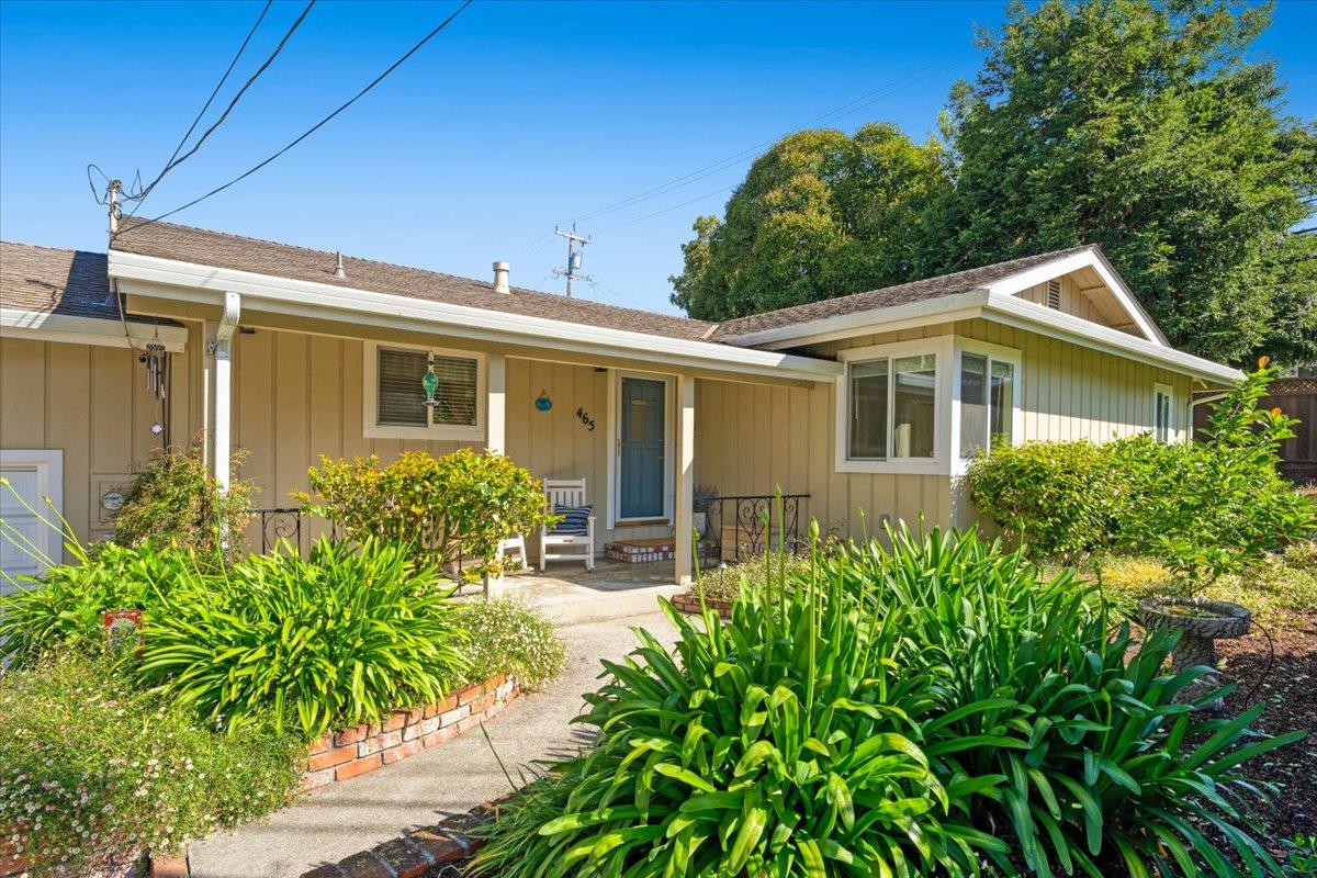 465 Los Altos Drive
