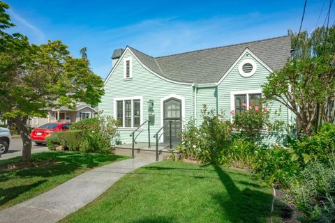 Photo of 938 Chabrant Way, SAN JOSE, CA 95125 (MLS # ML82039245)