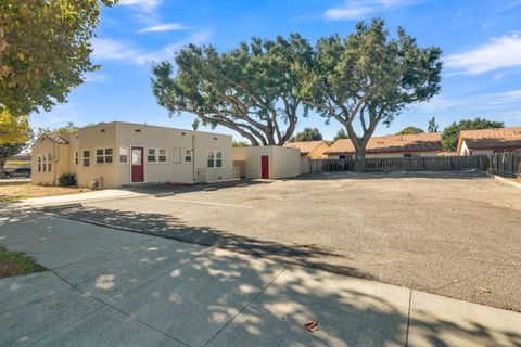 Tiny photo for 404 Ellis Street, KING CITY, CA 93930 (MLS # ML82025308)