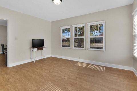 Tiny photo for 404 Ellis Street, KING CITY, CA 93930 (MLS # ML82025308)