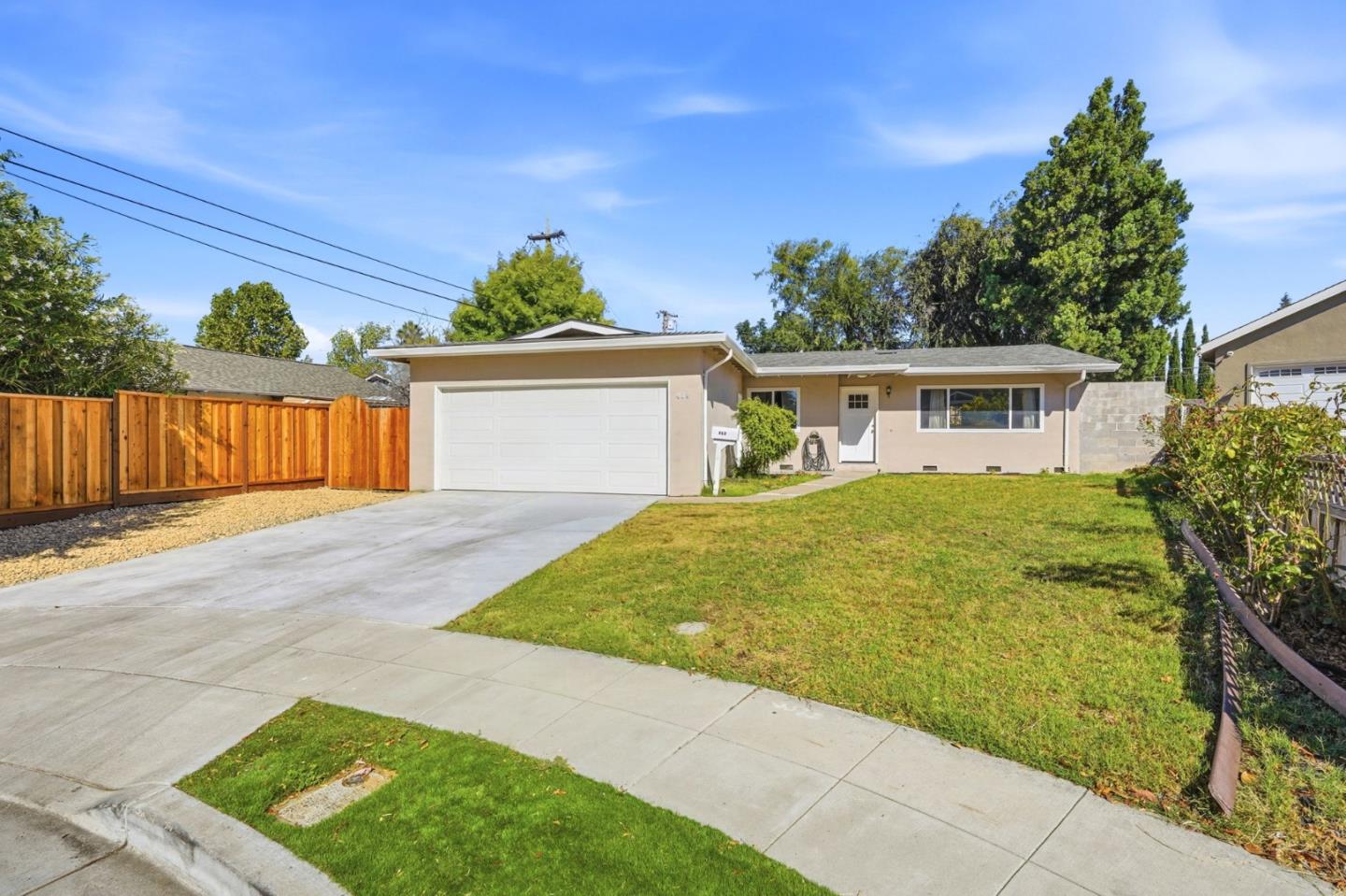 408 Casita Court