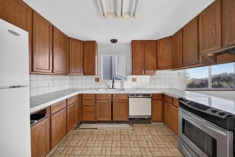 Tiny photo for 930 Ferdinand Avenue, EL GRANADA, CA 94018 (MLS # ML82059680)