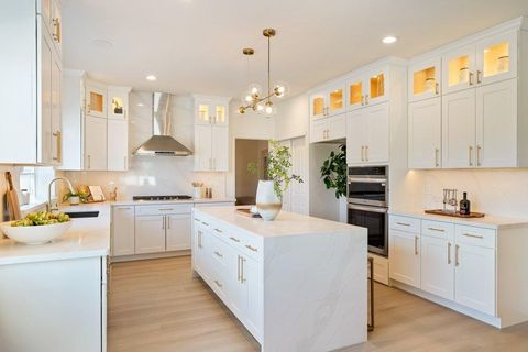 Tiny photo for 10496 S Stelling Road, CUPERTINO, CA 95014 (MLS # ML82045043)