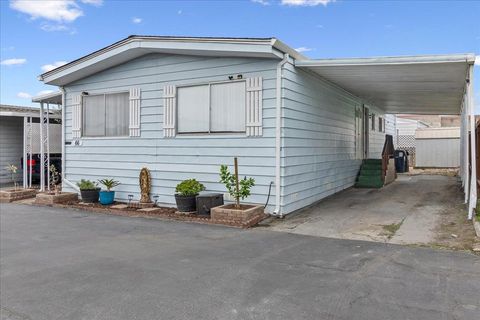 Photo of 66 Contento Dr Dr #66, WATSONVILLE, CA 95076 (MLS # ML82024351)