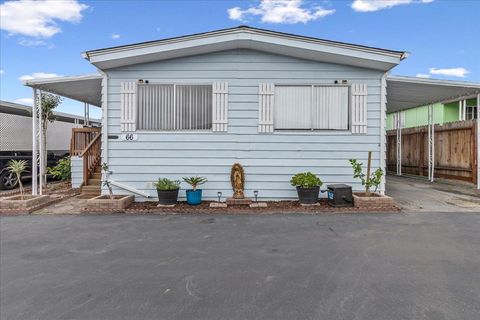 Tiny photo for 66 Contento Dr Dr #66, WATSONVILLE, CA 95076 (MLS # ML82024351)