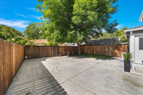 Tiny photo for 220 Lindbergh Street, San Mateo, CA 94401 (MLS # ML82042277)