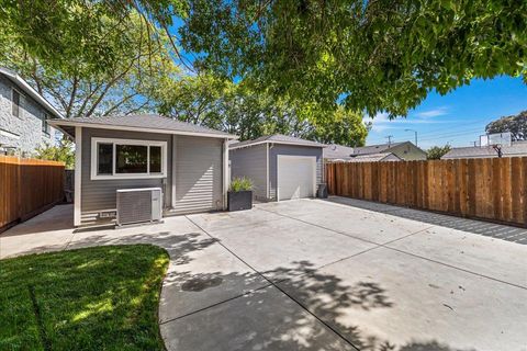 Tiny photo for 220 Lindbergh Street, San Mateo, CA 94401 (MLS # ML82042277)