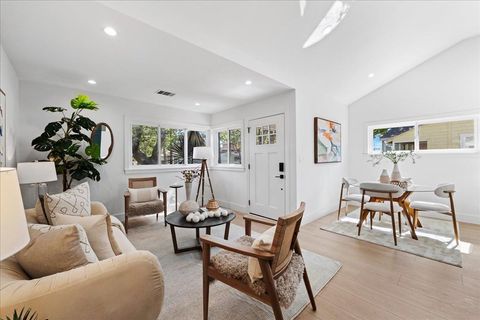 Tiny photo for 220 Lindbergh Street, San Mateo, CA 94401 (MLS # ML82042277)