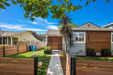 Tiny photo for 220 Lindbergh Street, San Mateo, CA 94401 (MLS # ML82042277)