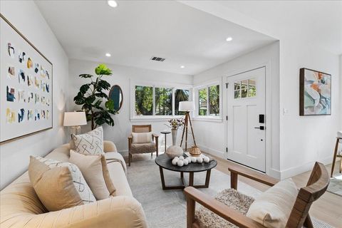 Tiny photo for 220 Lindbergh Street, San Mateo, CA 94401 (MLS # ML82042277)