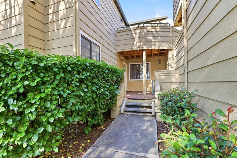3241 Heather Ridge Court
