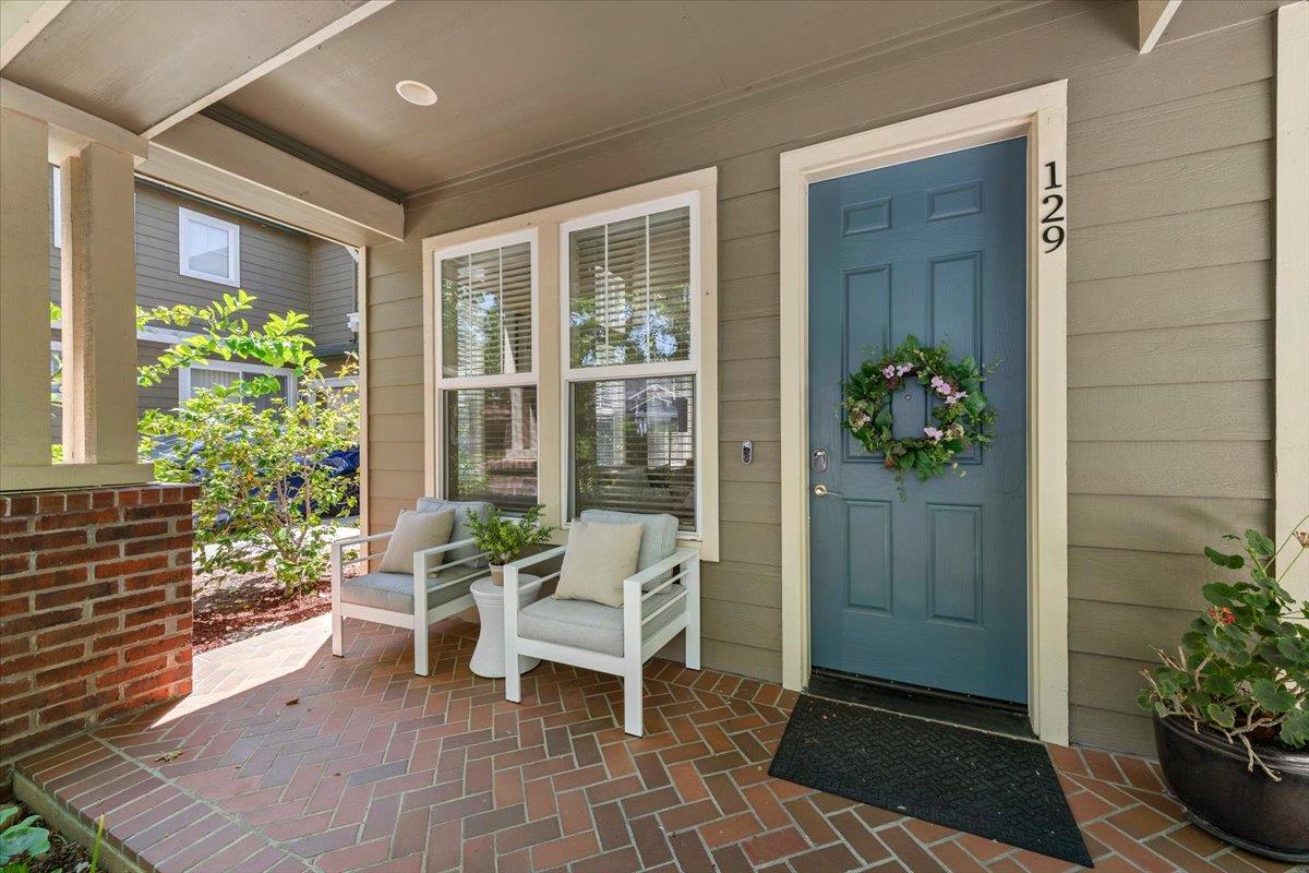 129 Smith Ranch Court