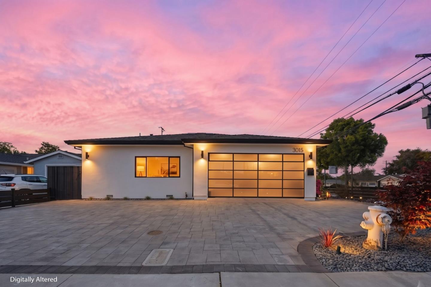 3015 Machado Avenue