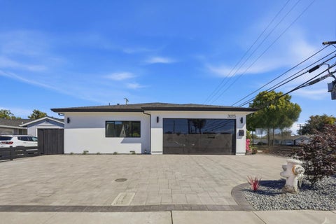 Photo of 3015 Machado Avenue, SANTA CLARA, CA 95051 (MLS # ML82053391)