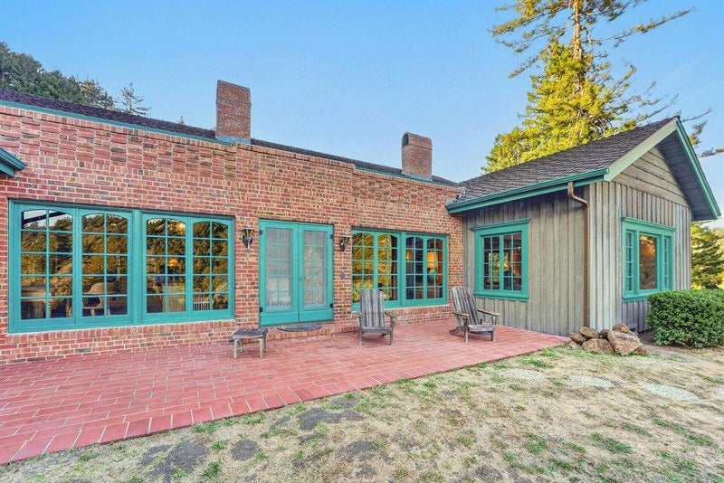 2225 Trout Gulch Road