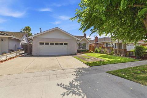 Photo of 260 Bieber Drive, SAN JOSE, CA 95123 (MLS # ML82048006)