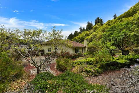 Tiny photo for 47 Buffalo Court, PACIFICA, CA 94044 (MLS # ML82055986)