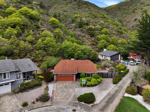 Tiny photo for 47 Buffalo Court, PACIFICA, CA 94044 (MLS # ML82055986)