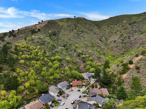 Tiny photo for 47 Buffalo Court, PACIFICA, CA 94044 (MLS # ML82055986)