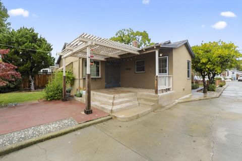 Tiny photo for 77 Sunnyslope Avenue, SAN JOSE, CA 95127 (MLS # ML82028173)