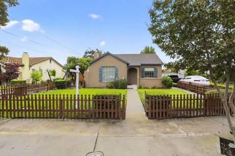 Photo of 77 Sunnyslope Avenue, SAN JOSE, CA 95127 (MLS # ML82028173)