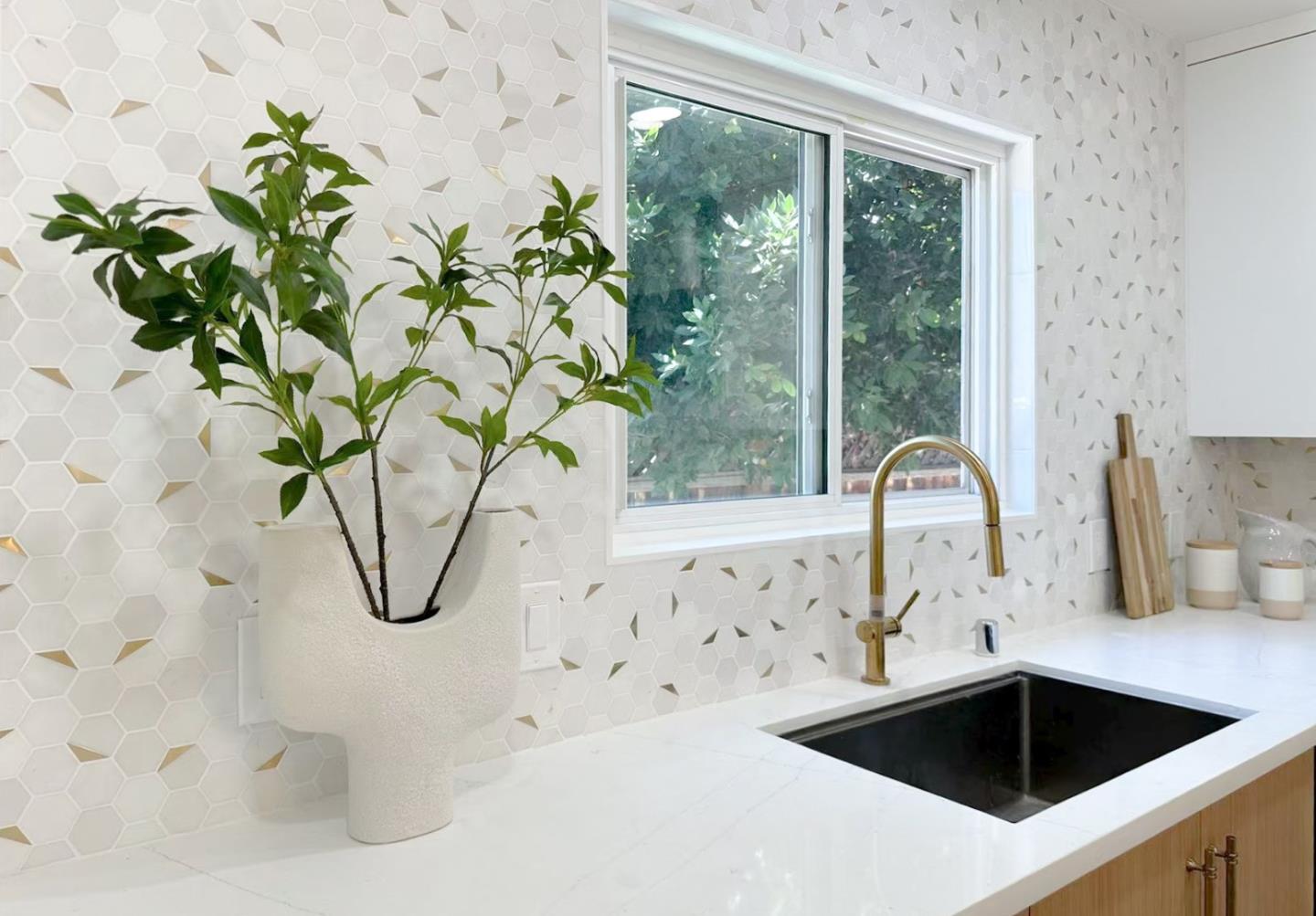 4035 West Rincon Avenue