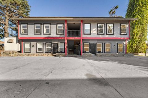 Photo of 1131 Luchessi Drive, SAN JOSE, CA 95118 (MLS # ML82029668)