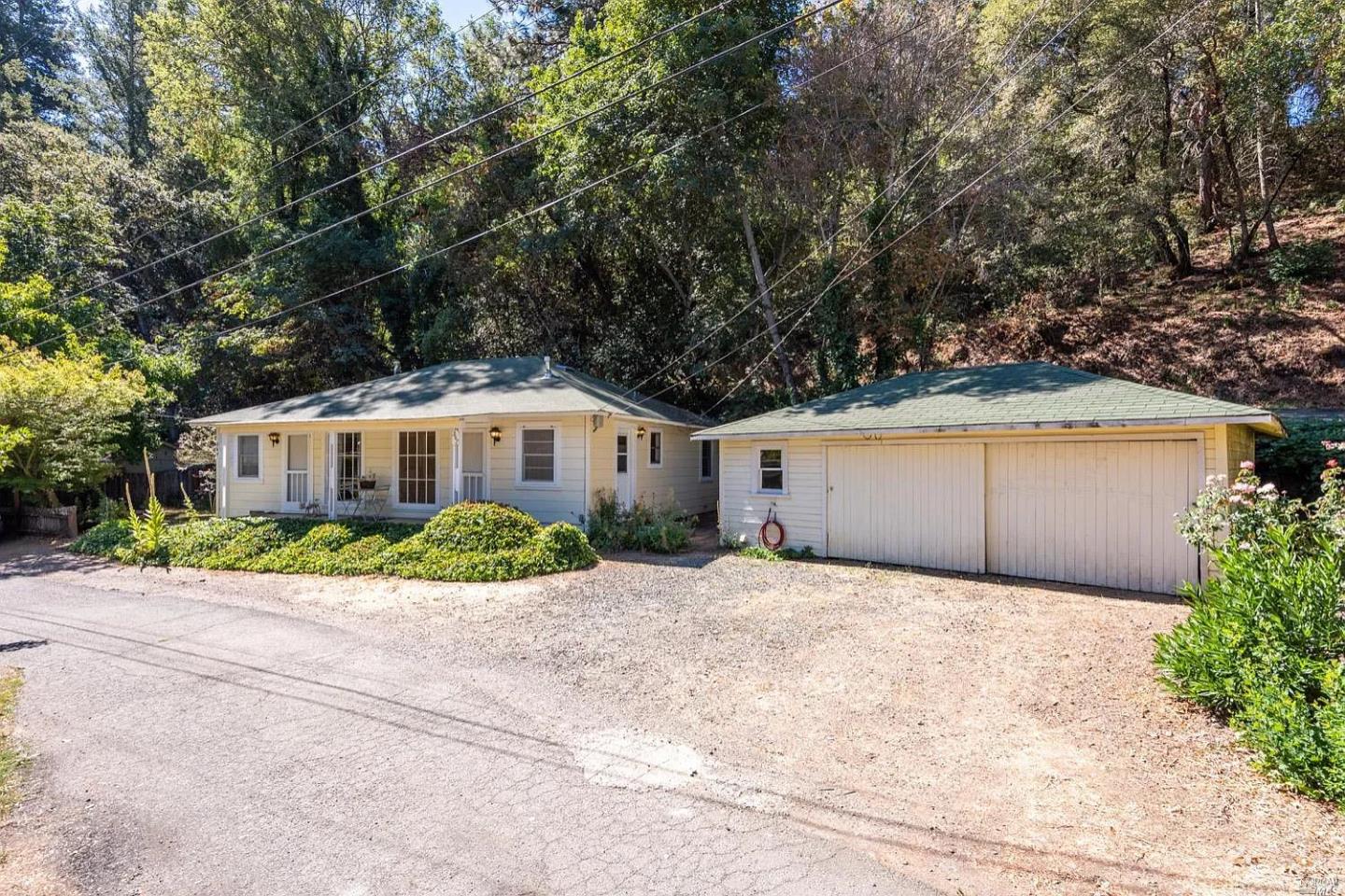 Listing image 1