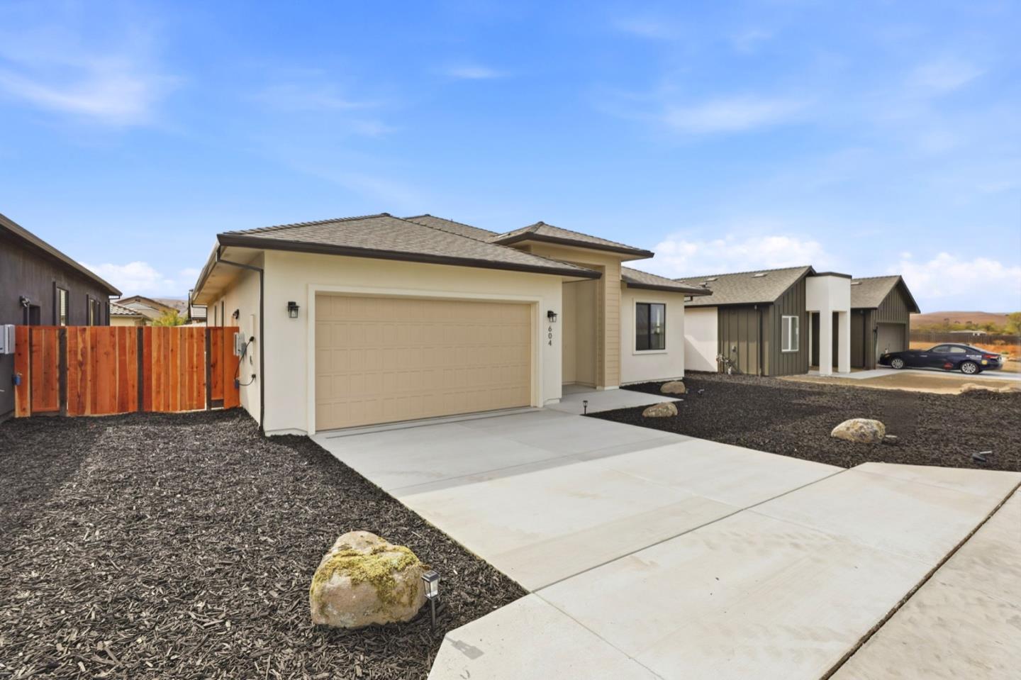 604 Fulton Way