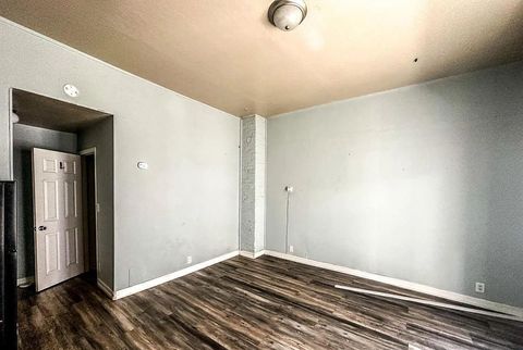 Tiny photo for 139 E Julian Street, SAN JOSE, CA 95112 (MLS # ML82023060)