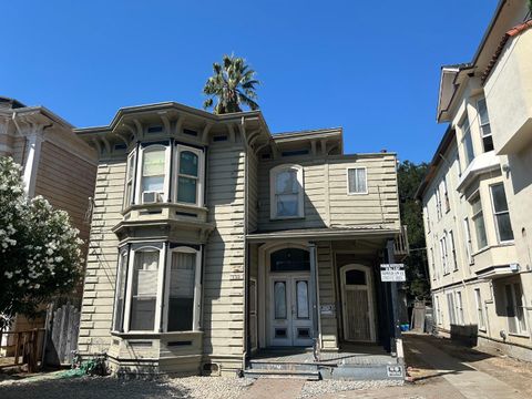 Tiny photo for 139 E Julian Street, SAN JOSE, CA 95112 (MLS # ML82023060)