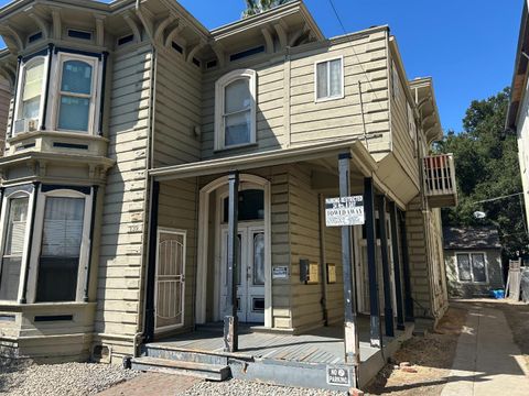 Tiny photo for 139 E Julian Street, SAN JOSE, CA 95112 (MLS # ML82023060)