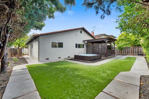 Tiny photo for 2305 Oak Flat Road, San Jose, CA 95131 (MLS # ML82041871)
