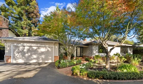 551 Sequoia Avenue, Redwood City, CA 94061 - #: ML82027009