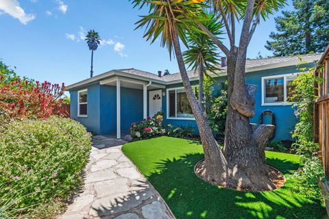 Photo of 3052 Elda Lane, Santa Cruz, CA 95062 (MLS # ML82053141)