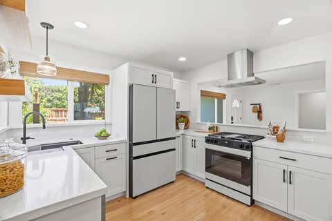 Tiny photo for 3052 Elda Lane, Santa Cruz, CA 95062 (MLS # ML82053141)