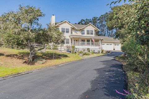 Photo of 17705 Pond Derosa Lane, SALINAS, CA 93907 (MLS # ML82034690)